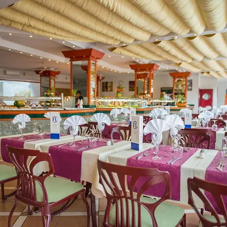 Sahara Playa Hotel